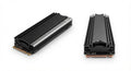 Disque SSD NVMe M.2 noir avec dissipateur thermique intégré en aluminium, capacité 8 To, design compact et moderne.